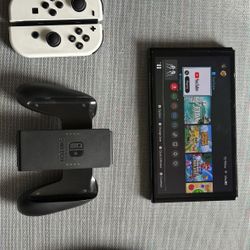 Nintendo switch OLED (read Description)