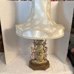 Vintage Capodimonte Lamp 