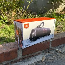 New JBL Charge 6 Black