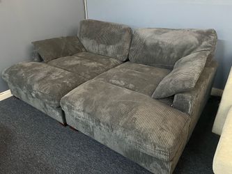 Stoneville 83.9" W Standard Sofa and Chaise，$450