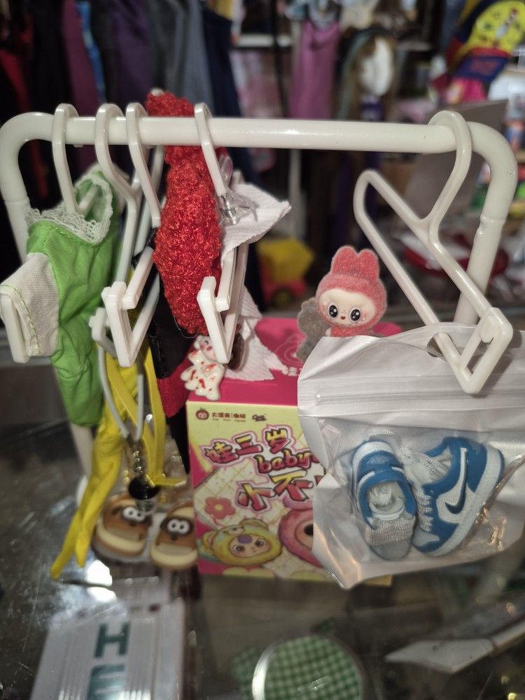 LABUBU BB3 BLIND BOX BUNDLE (ALL INCLUDED WILL NOT SEPARATE)