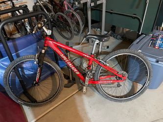 Specialized Stumpjumper Mountain Bike