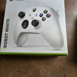 Set of 2 New Microsoft Xbox Wireless Controllers