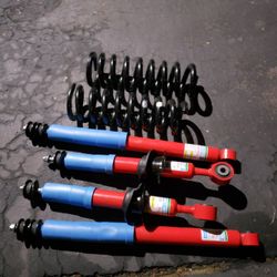 Toyota Tundra Oem Shocks And Coils $ 199 Firm Price 