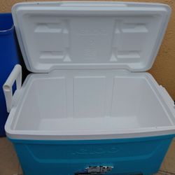 COOLER 48QT‼️45TH STREET WPB ‼️