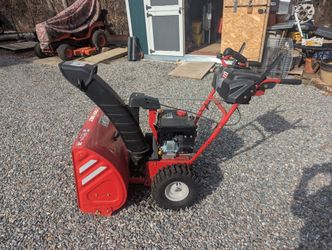 $330 OBO Troy Bilt Storm 2620 Snowblower