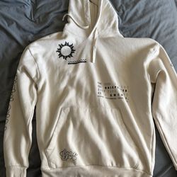 Men’s Small No Boundaries Hoodie