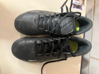 Soccer spikes size 1