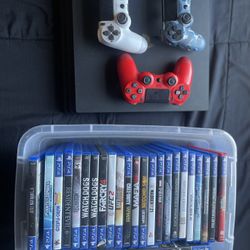 Ps4 Pro w/3 controllers & 20 + games( optional keyboard )