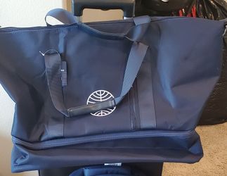Luggage carry on