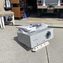 Marantz VP8600 Home Projector 