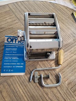 Italian pasta spaghetti noodle machine brand new