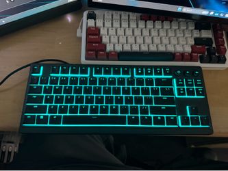 Razer Ornata V3 TKL Gaming Keyboard - Like New - Original Box