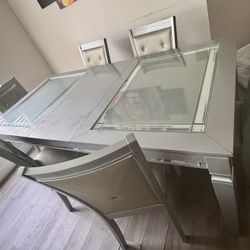 Table With 6 Chairs 