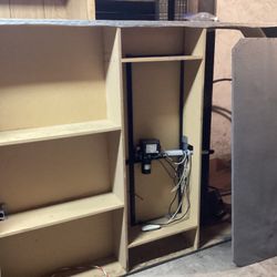 Tempurpedic bed frame 