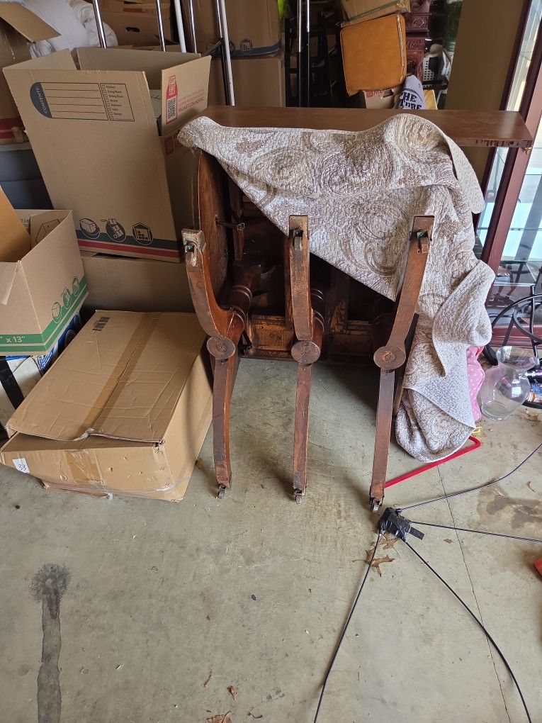 Antique Duncan Fye Table One Leg