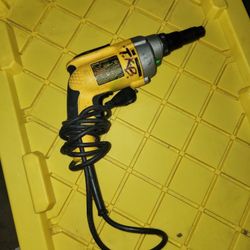 Dewalt TEC DW268 HEAVY DUTY POWERFUL SCREW DRIVER WITH TORCH ADJUSTABLE SETTING