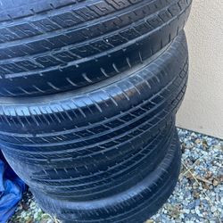 265/65/R18” 4 LLANTAS 18 BUEN ESTADO 