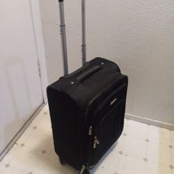 SAMSONITE LUGGAGE CARRY BAG WITH WHEELS 
