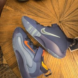 Nike IsoFly "Mystic Navy/Armory Navy/Aegean Storm/Cosmic Clay Basketball Shoe