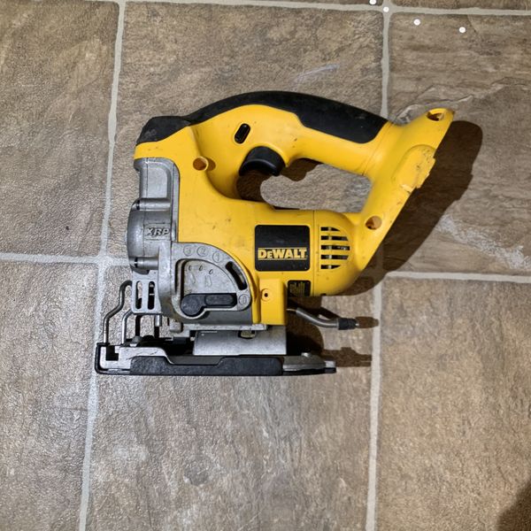 Dewalt Cordless Jig Saw for Sale in Wilmington, DE OfferUp