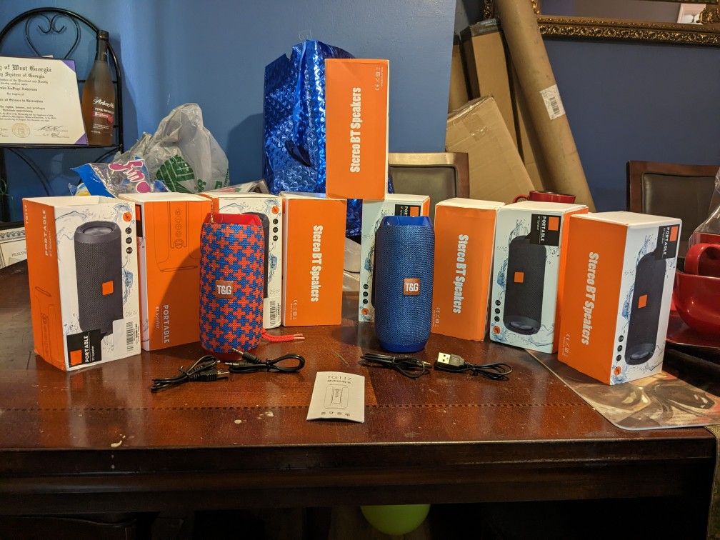 Bluetooth Speaker + FM Radio