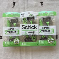 Schick Xtreme 3 Men Razors 4ct