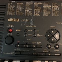 Yamaha Psr 520