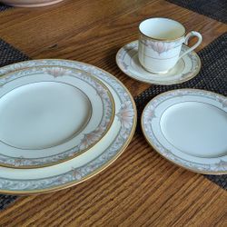 Noritake Bone China Set