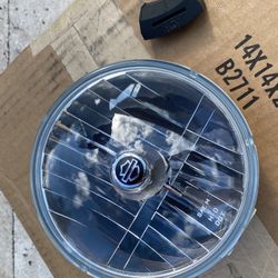 Genuine Harley Davidson Headlamp. Size 5-3/4”