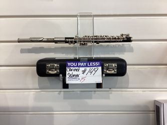 Selmer Clarinet With Case