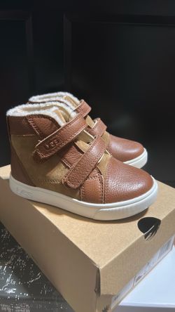 Ugg