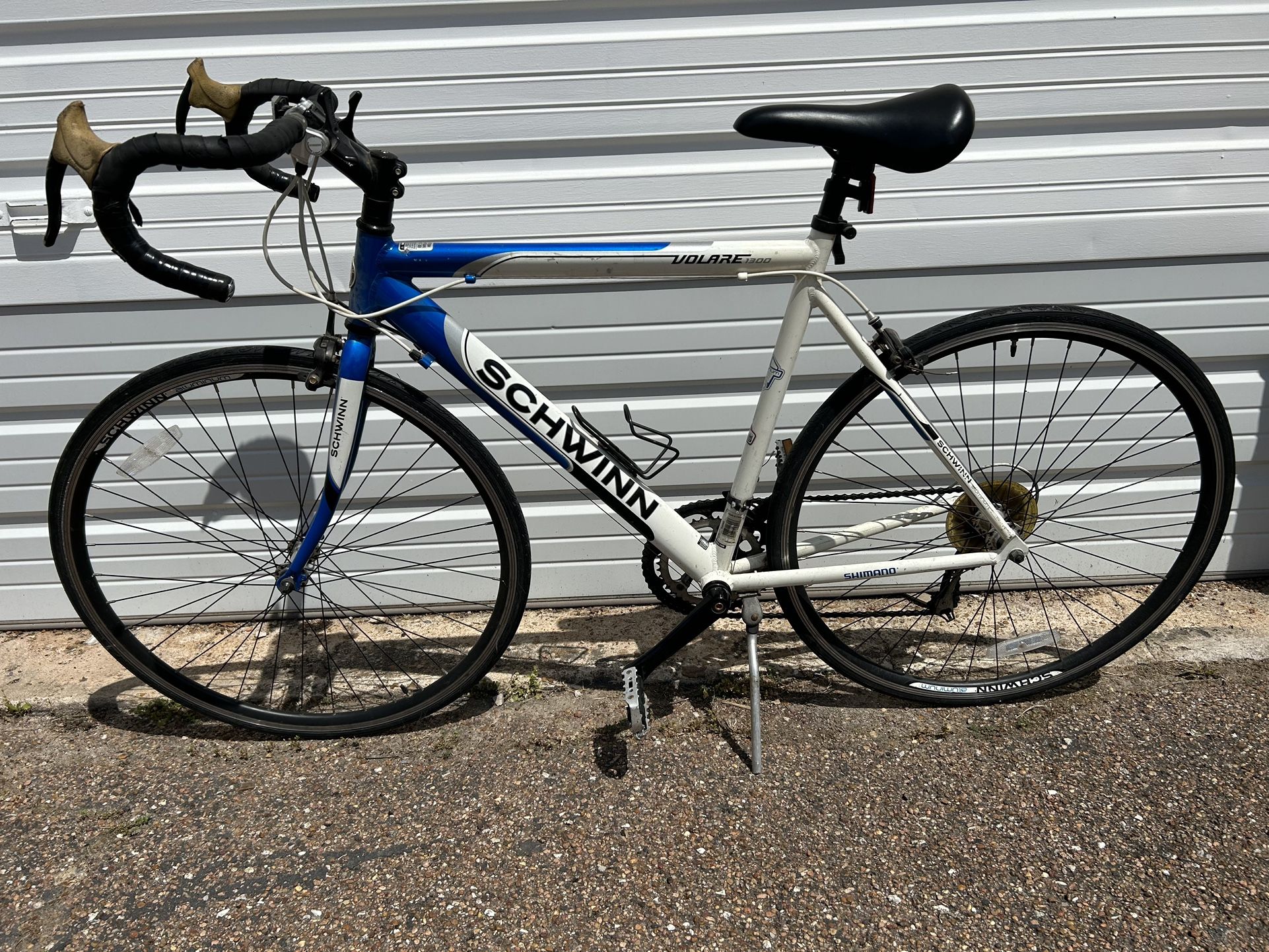 Schwinn Volare 1300 Road Bike 