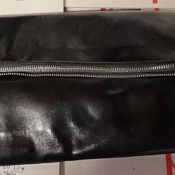 11x12 open 7x12 closed Kristin Davis Clutch Purse, Black, new never used smoke free 