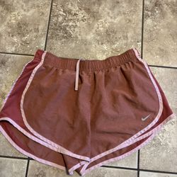 Women’s Large Nike Shorts 