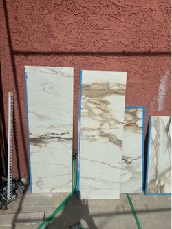 Tile 2 of 40” w 47” long 134x40 1 31x32