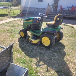 JD TRACTOR MOWER