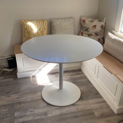 Small Dining Table - White Tulip Bistro Table 39 Inch Diameter