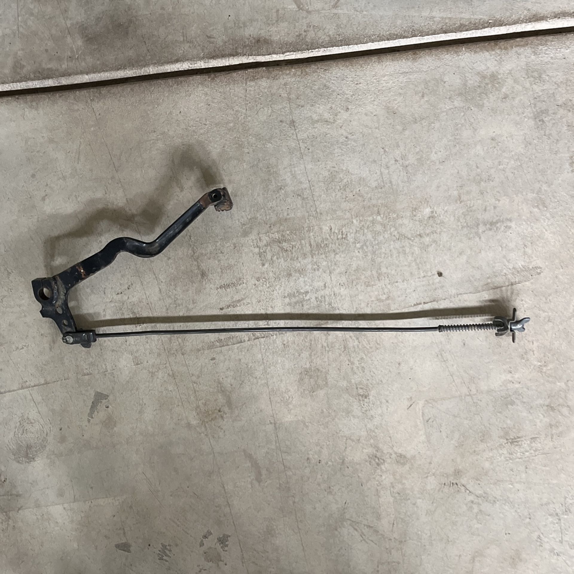 84 Xr 250Rear Break Linkage