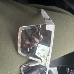 Louis Vuitton Z1012E Shield Sunglasses – Authentic – White Frame