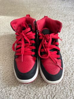 Jordan 1 and Jordan 11 for kids. Size 1Y