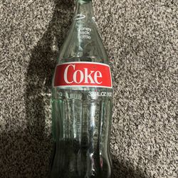 VINTAGE COCA COLA COKE SODA 32 FL OZ GLASS GREEN BOTTLE 