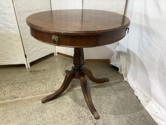 IMPERIAL FURNITURE Genuine Mahogany Federal Style Pedestal Table