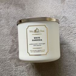 Bath & Body Works Candle