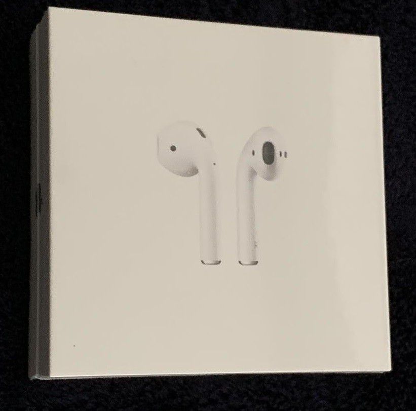 Apple AirPods 2nd Generation with Wireless Charging Case White MRXJ2AM/A SEALED