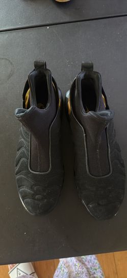 Nike Air Max Plus Slip-On Sneakers