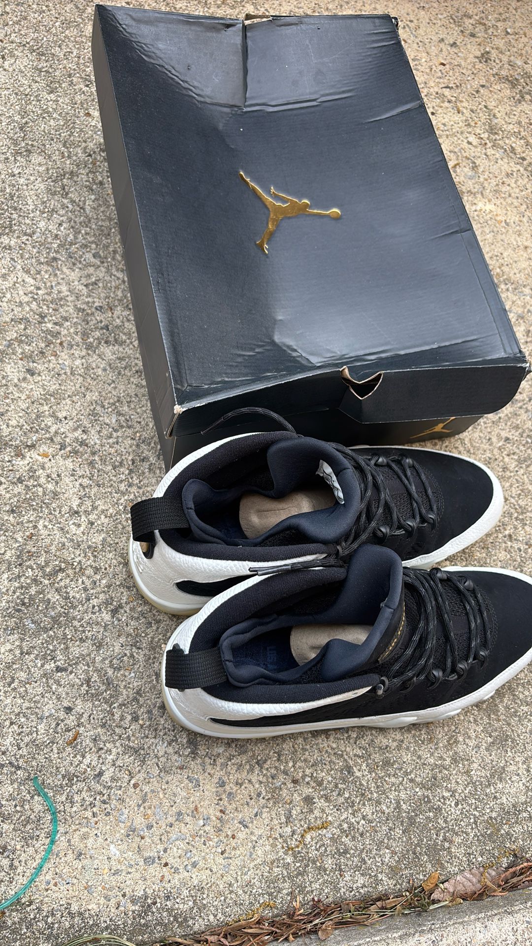 Air Jordan 9 Retro – Black/White – Size 13 US
