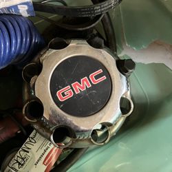 4 Gmc Hubcaps 