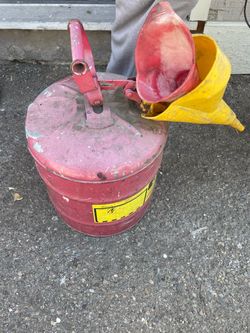 Gas tank