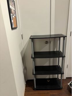 Entry shelf